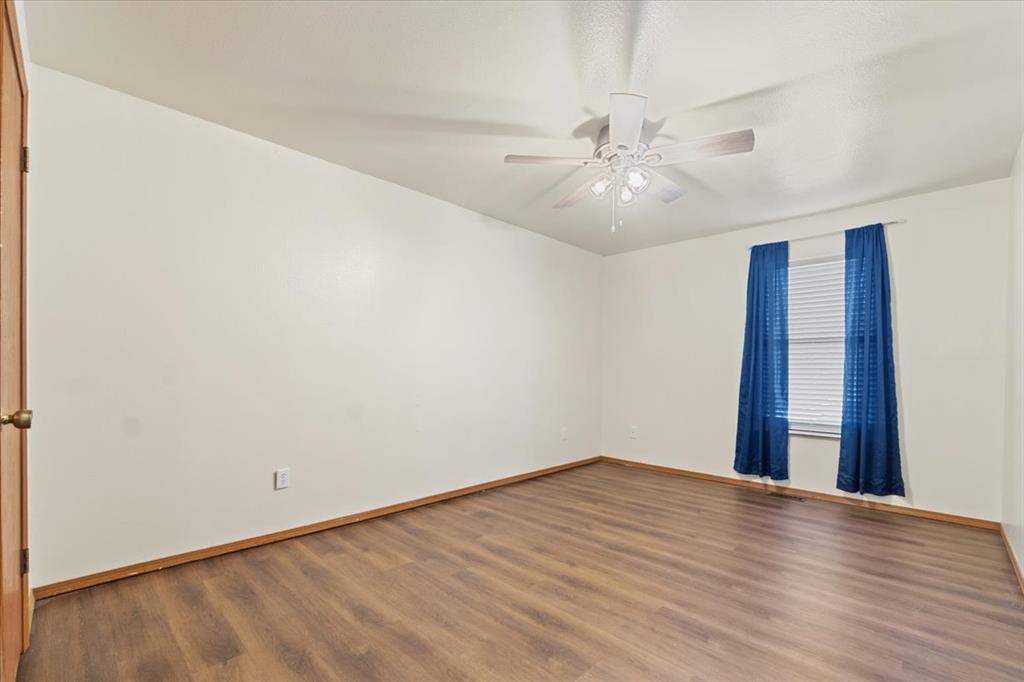 Florissant, Missouri 63031, United States, 1 Bedroom Bedrooms, ,1 BathroomBathrooms,Residential,Pending,137842