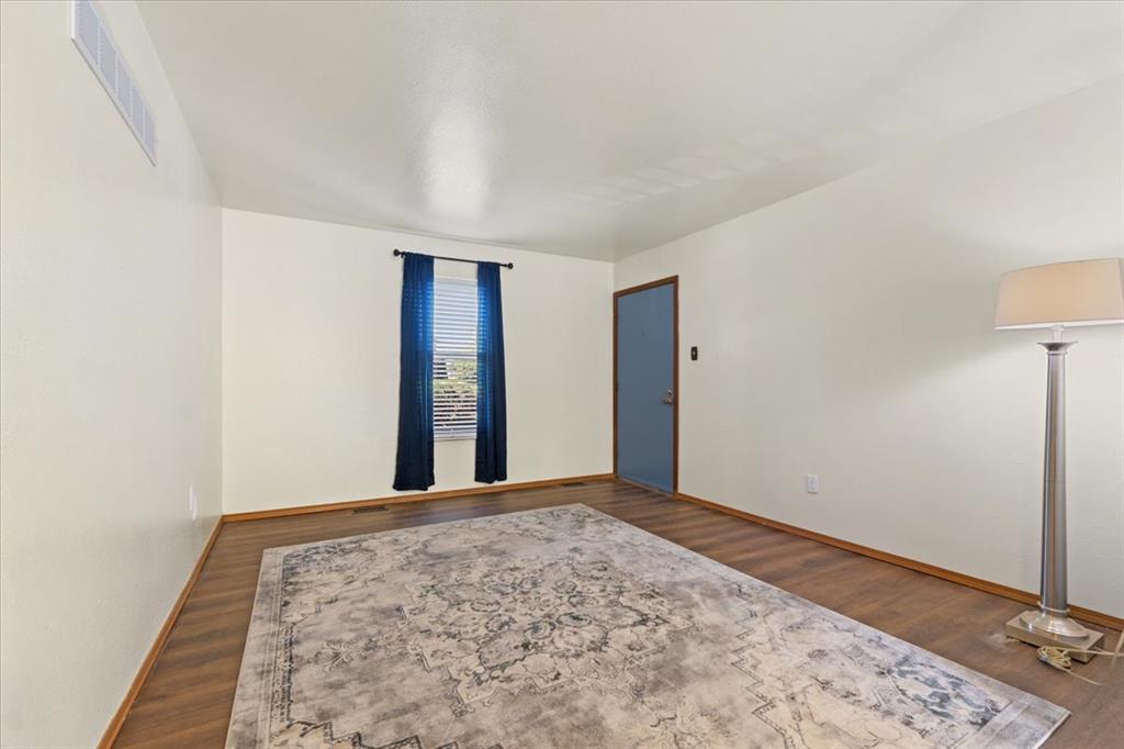 Florissant, Missouri 63031, United States, 1 Bedroom Bedrooms, ,1 BathroomBathrooms,Residential,Pending,137842