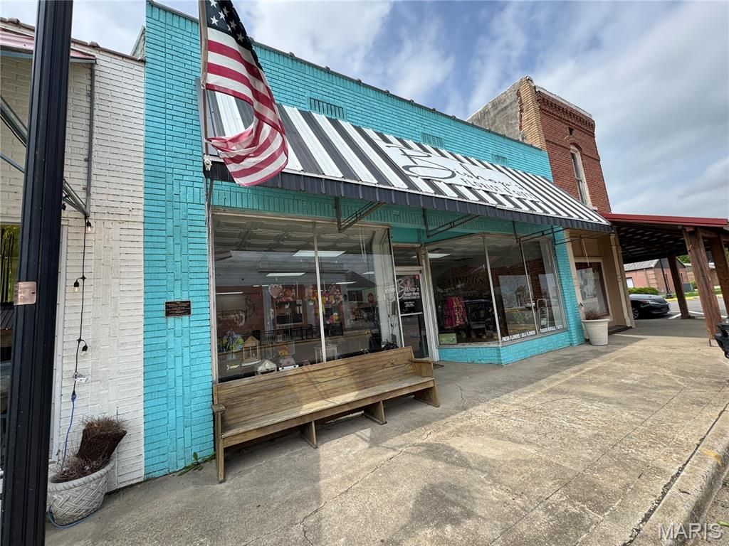 Photo of 103 S Ash Street, Campbell, MO 63933 (MLS # 26026173)