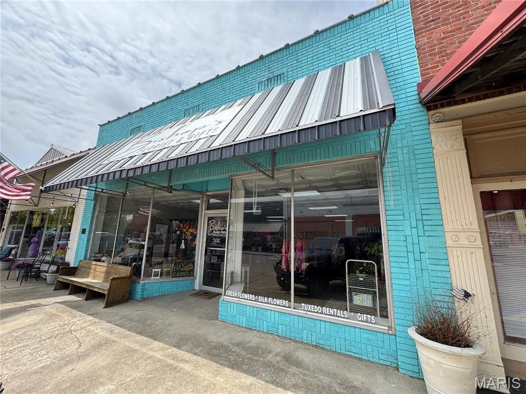 Photo of 103 S Ash Street, Campbell, MO 63933 (MLS # 26026173)
