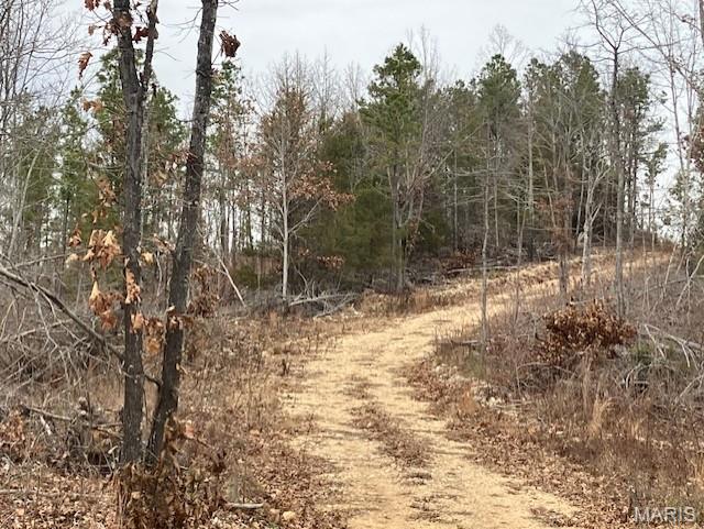 Cherokee Pass - Land