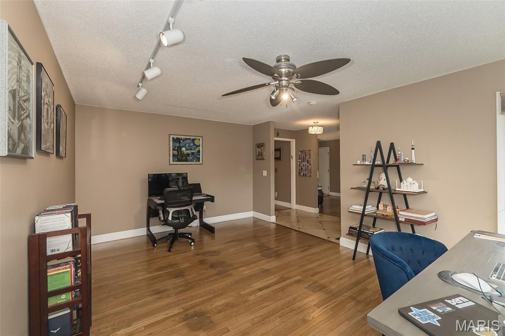 Countryside Hill 2 - Residential