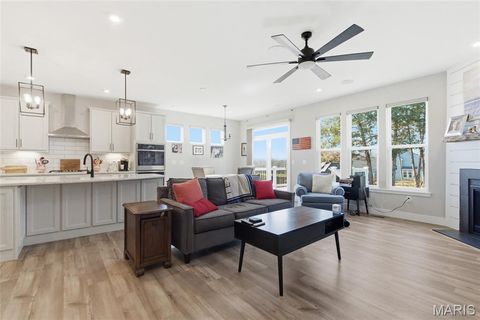Tiny photo for 2 Spinney Bough Court, Wentzville, MO 63385 (MLS # 26027316)