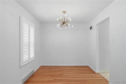 Tiny photo for 714 Brookridge Drive, Webster Groves, MO 63119 (MLS # 25040435)