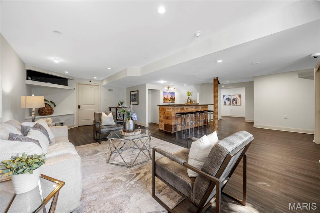 Section 36-45-5 Bdy Adj Aka 241 Reedway - Residential