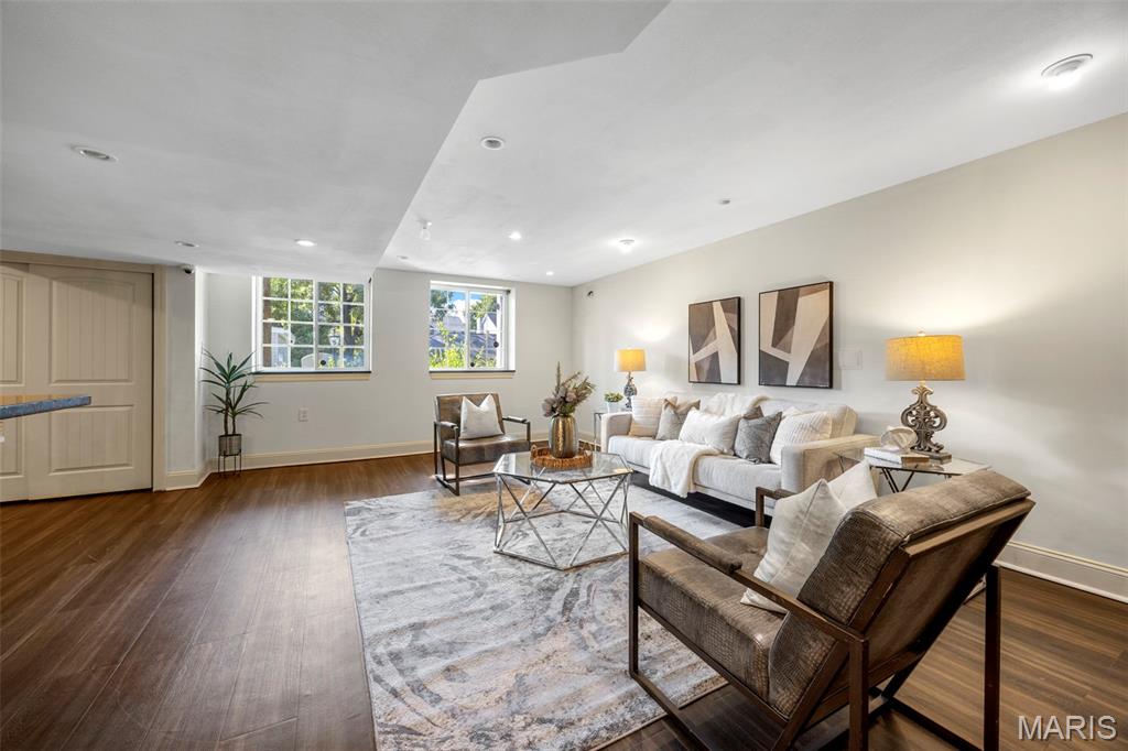 Section 36-45-5 Bdy Adj Aka 241 Reedway - Residential