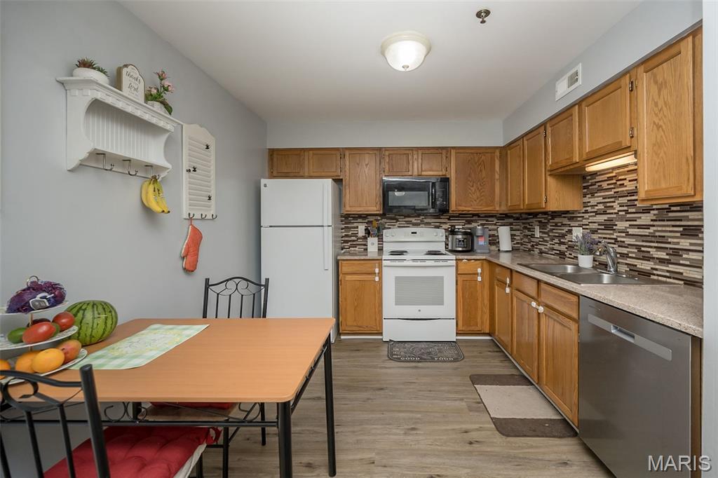 Victoria Crossing - Residential