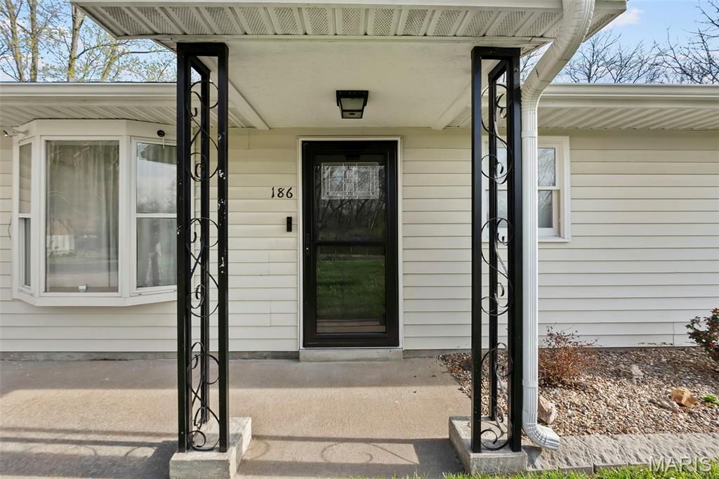 Photo of 186 Oriole Street, Cape Girardeau, MO 63701 (MLS # 26028873)