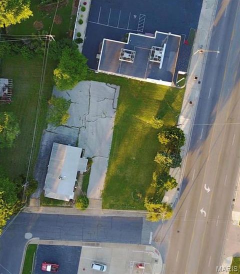 7853 Olive Boulevard University City MO 63130