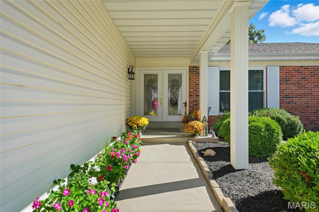 1152 Hollyberry Drive