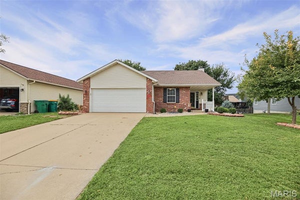 618 RAIN HOLLOW DR, O FALLON, IL 62269 - Image 096bd02b87dfd30425dbe8afba5529bc/3221680075