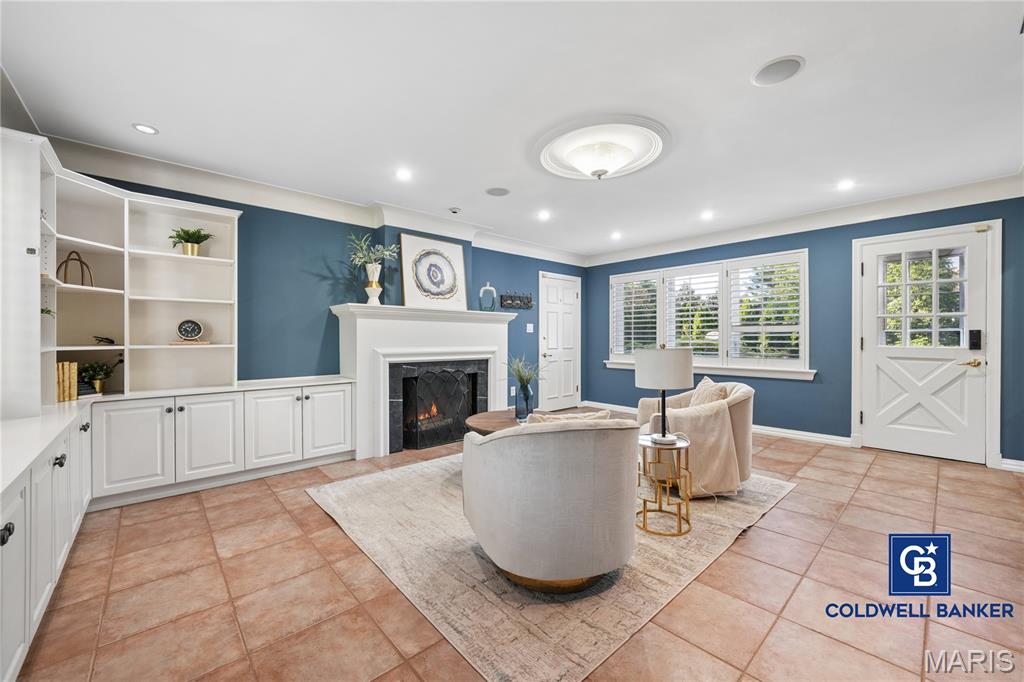Almont Acres - Residential