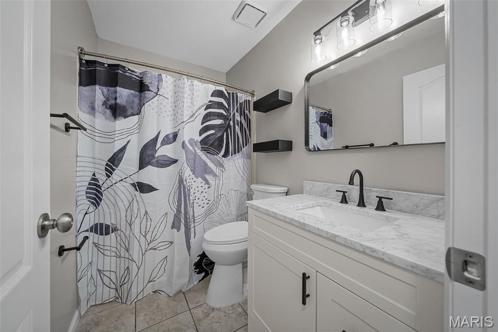 Autumn Lakes Eight Condo - Residential