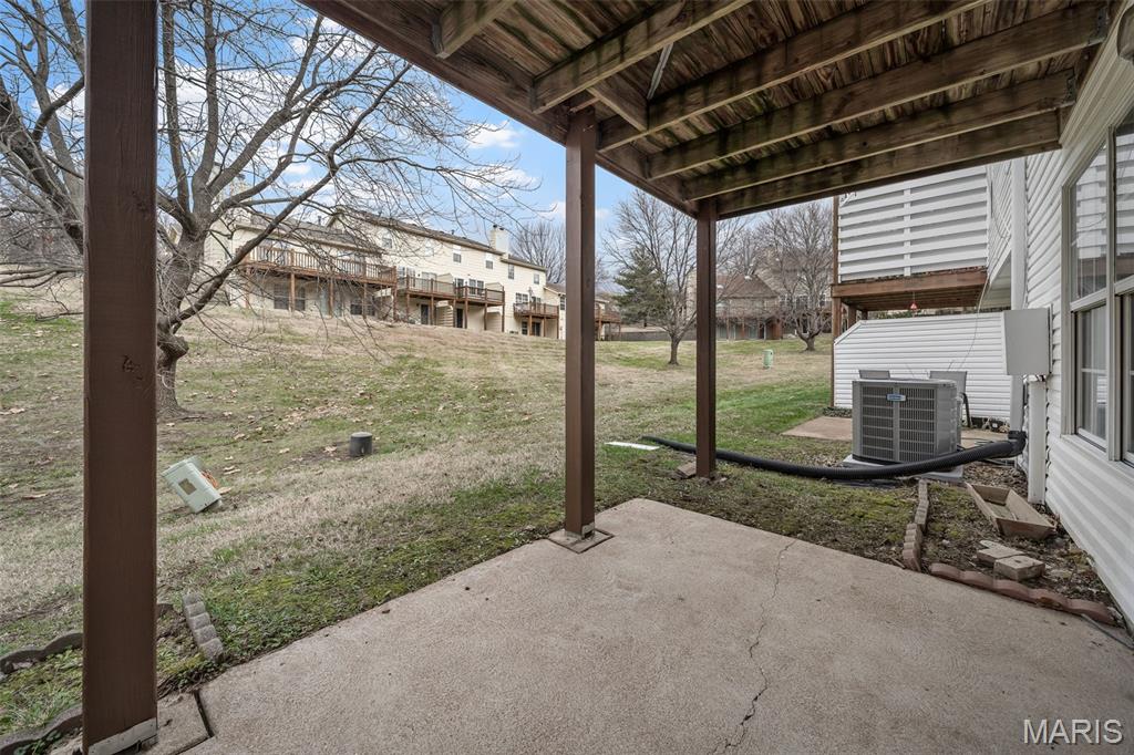 Autumn Lakes Eight Condo - Residential