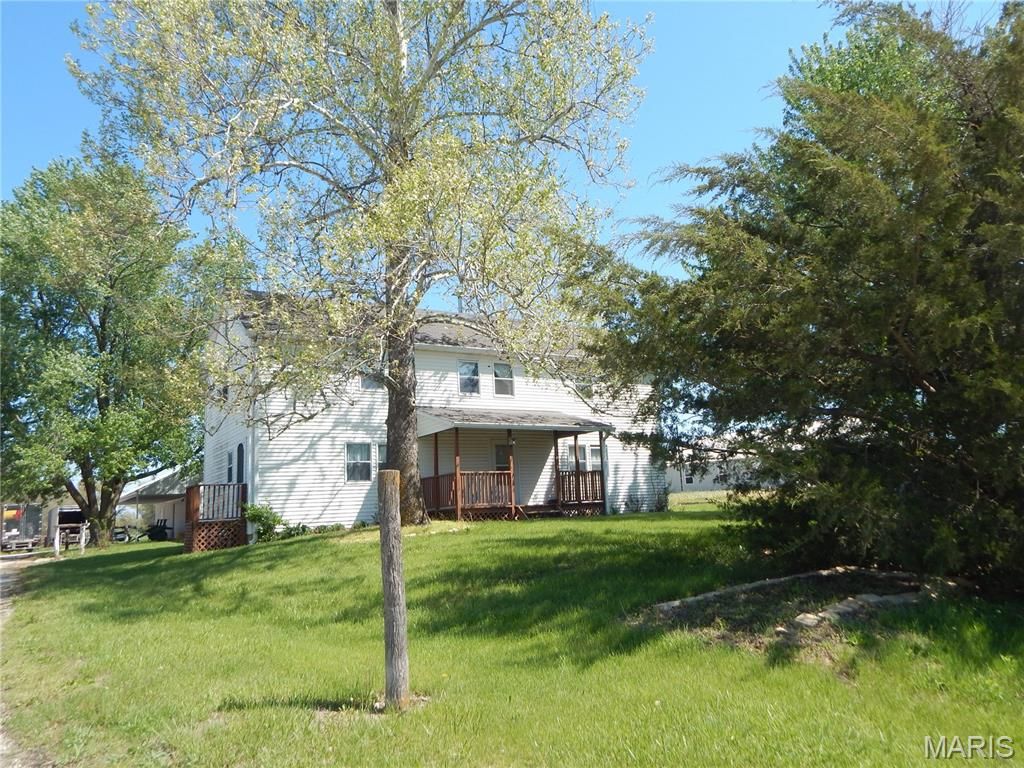 Photo of 11116 Pike 466, Bowling Green, MO 63334 (MLS # 26024702)