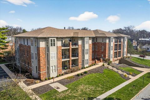Tiny photo for 123 W Bodley Avenue #303, Kirkwood, MO 63122 (MLS # 26015293)