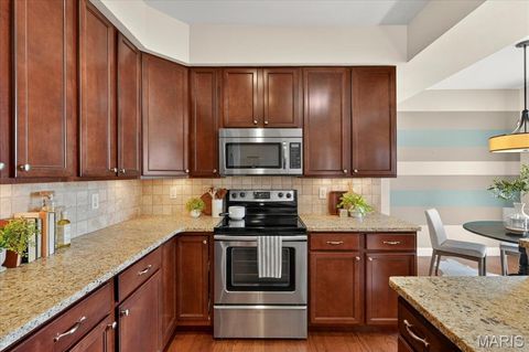 Tiny photo for 123 W Bodley Avenue #303, Kirkwood, MO 63122 (MLS # 26015293)