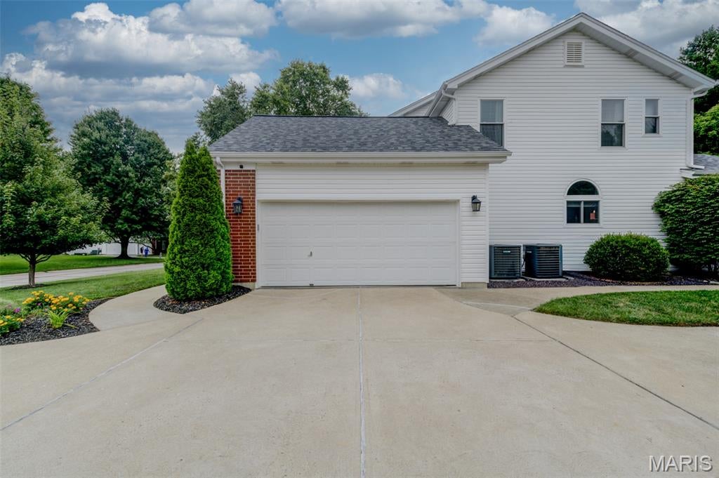 1305 Renaissance Place
