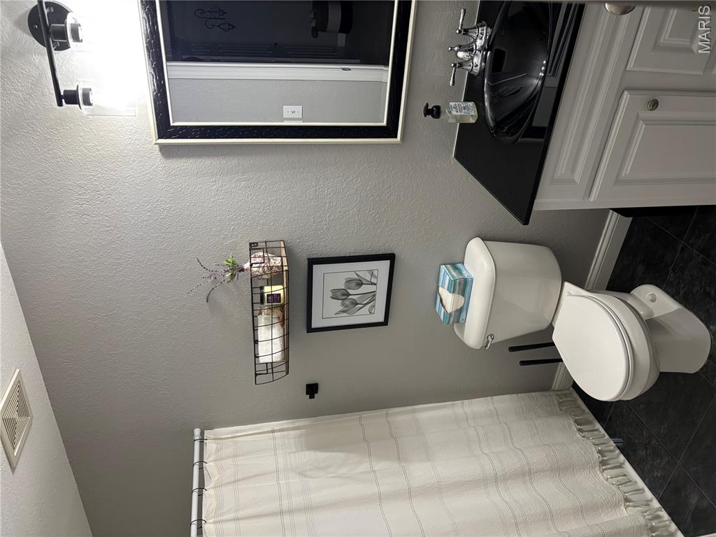 Twelve Oaks - Residential