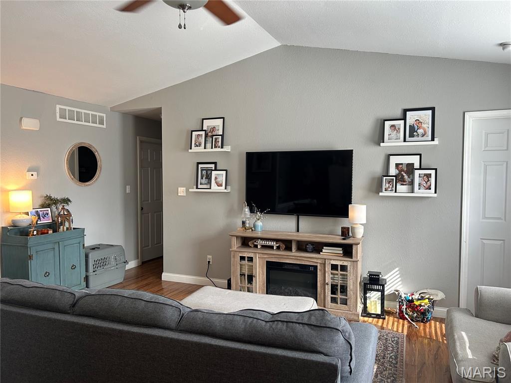 Twelve Oaks - Residential