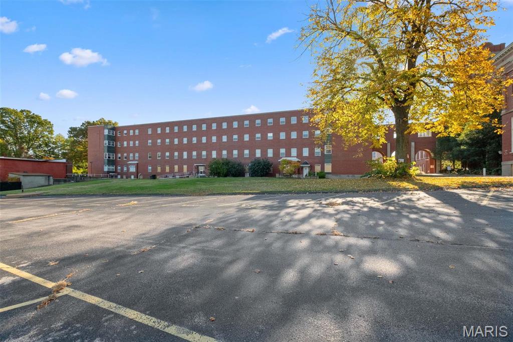 Florissant, Missouri 63031, United States, ,Commercial,Active,69364