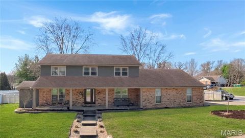 Photo of 1309 E 3rd Street, OFallon, IL 62269 (MLS # 26016654)