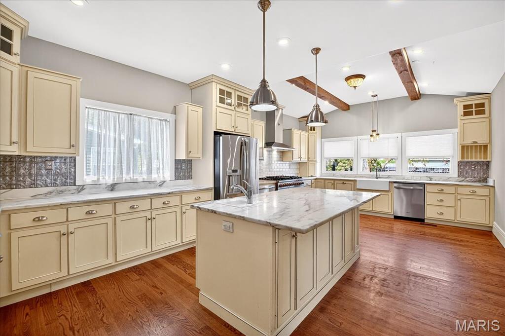 St Charles, Missouri 63301, United States, 4 Bedrooms Bedrooms, ,3 BathroomsBathrooms,Residential,Pending,208288