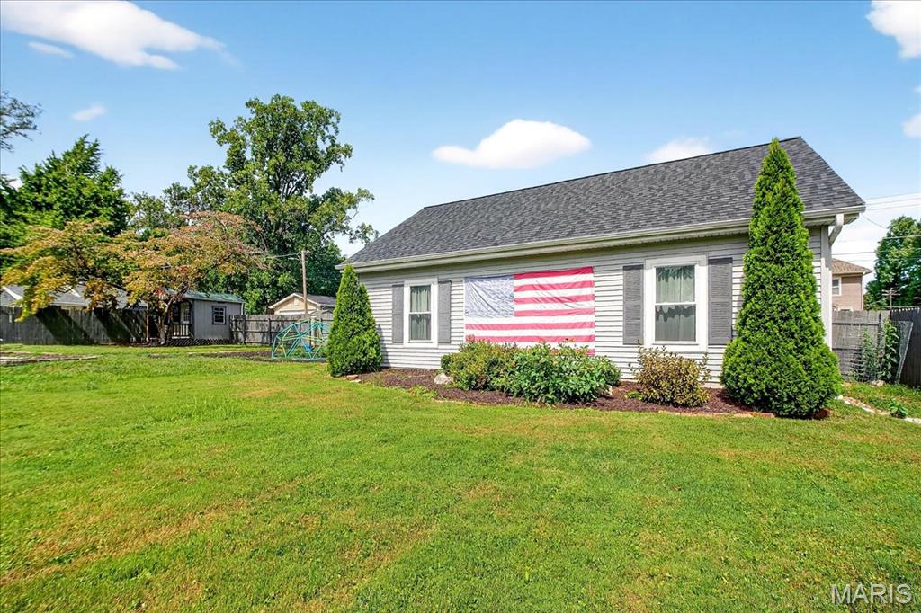 St Charles, Missouri 63301, United States, 4 Bedrooms Bedrooms, ,3 BathroomsBathrooms,Residential,Pending,208288