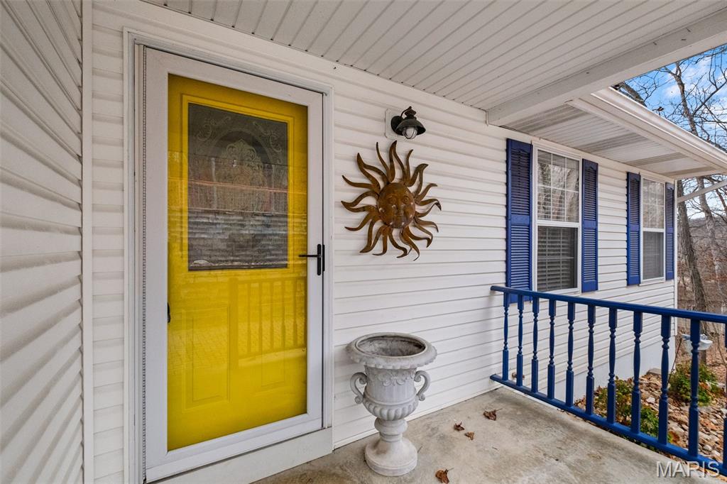 1355 S Lake Sherwood Drive