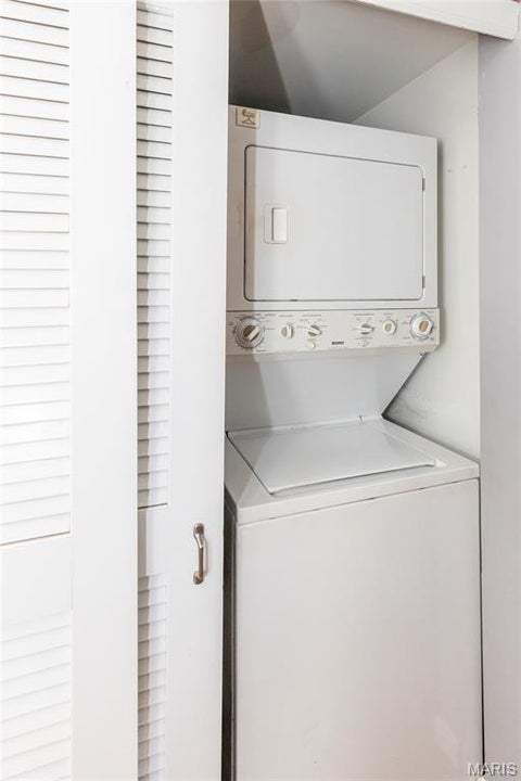 Tiny photo for 7515 Triwoods Drive #D, Shrewsbury, MO 63119 (MLS # 26046182)