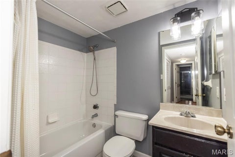 Tiny photo for 7515 Triwoods Drive #D, Shrewsbury, MO 63119 (MLS # 26046182)