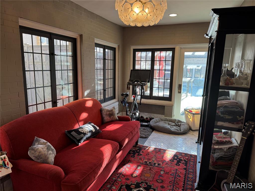 Lindell Add 02 - Residential