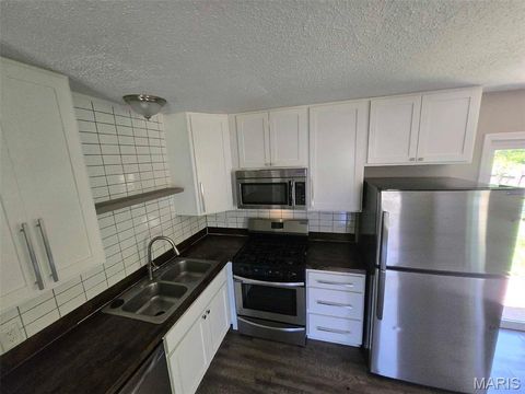 Tiny photo for 21 Oak Bend Lane, St Peters, MO 63376 (MLS # 26030080)