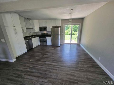 Tiny photo for 21 Oak Bend Lane, St Peters, MO 63376 (MLS # 26030080)