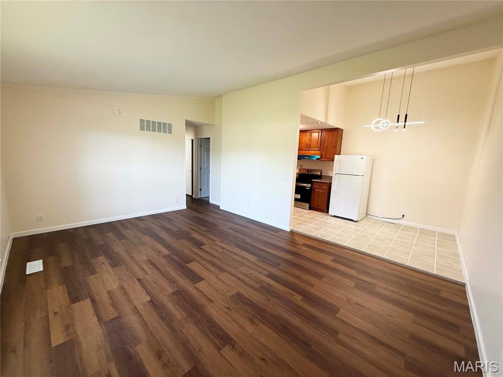 Willow Brook Condo - Residential