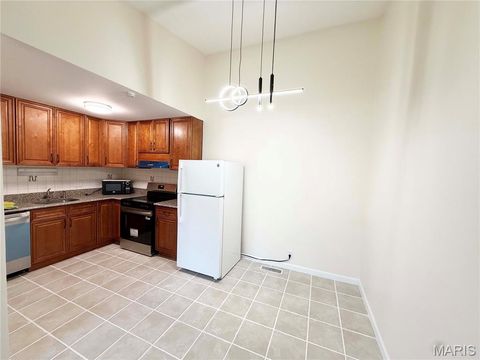 Tiny photo for 10427 Briarbend Drive #9, Unincorporated, MO 63146 (MLS # 26030558)