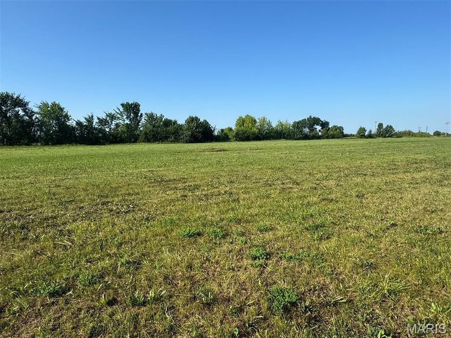 Five residential building lots are for sale in the quiet community of Monroe City, Missouri. These lots are conveniently located within the town, providing access to city utilities, and are ready for new construction. There is ample space available for single-family homes, duplexes, or spec builds. 

Situated on a quiet street with friendly neighbors, the lots offer easy access to schools, parks, and the downtown area. Monroe City is a charming small-town nestled in northeast Missouri, just a short drive from Mark Twain Lake. The lake provides opportunities for boating, fishing, and camping, making it an ideal location for those who enjoy outdoor recreation. 

These lots are ideal for builders, investors, or anyone seeking to be part of a thriving community. Whether you plan to build to sell or to reside, the location and setup are suitable for both options.