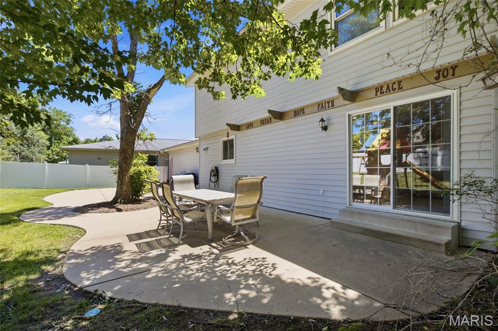 Photo of 14335 Lake Tahoe Drive, Chesterfield, MO 63017 (MLS # 26034531)
