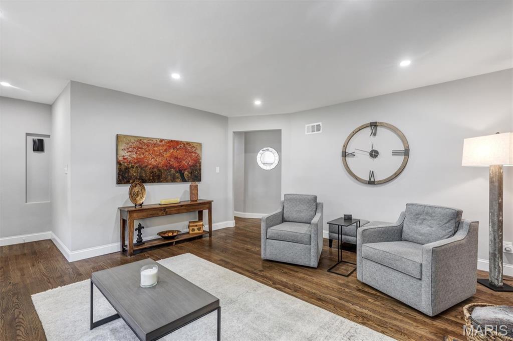 1225 Cheshire Lane