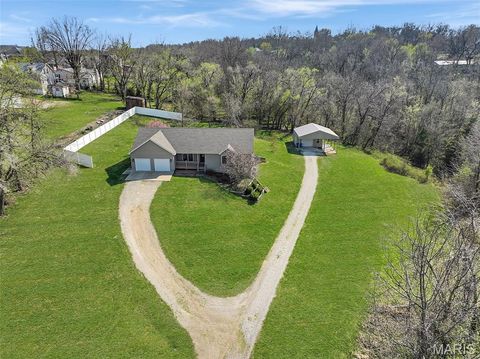 Photo of 112 Bates Street, New Haven, MO 63068 (MLS # 26013828)