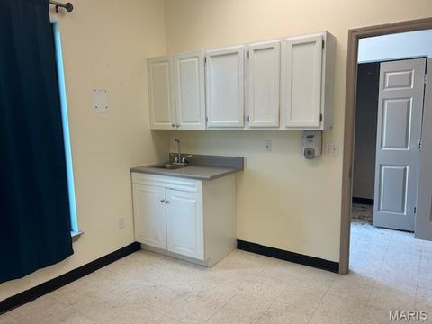 Tiny photo for 104 Sarah Ann Boulevard, Troy, MO 63379 (MLS # 25034043)