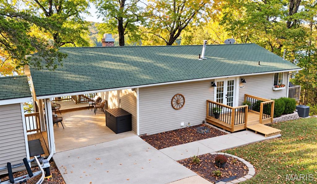 Photo of 1627 Lake Shore Drive, Owensville, MO 65066 (MLS # 26065450)