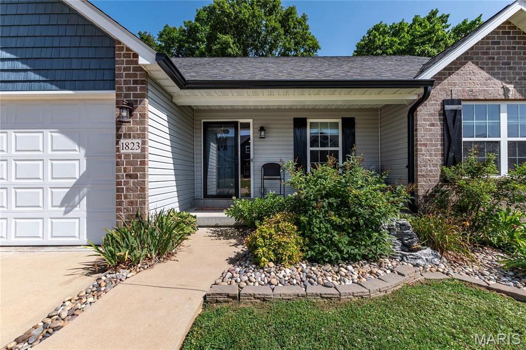 1823 Iron Mountain Dr Drive