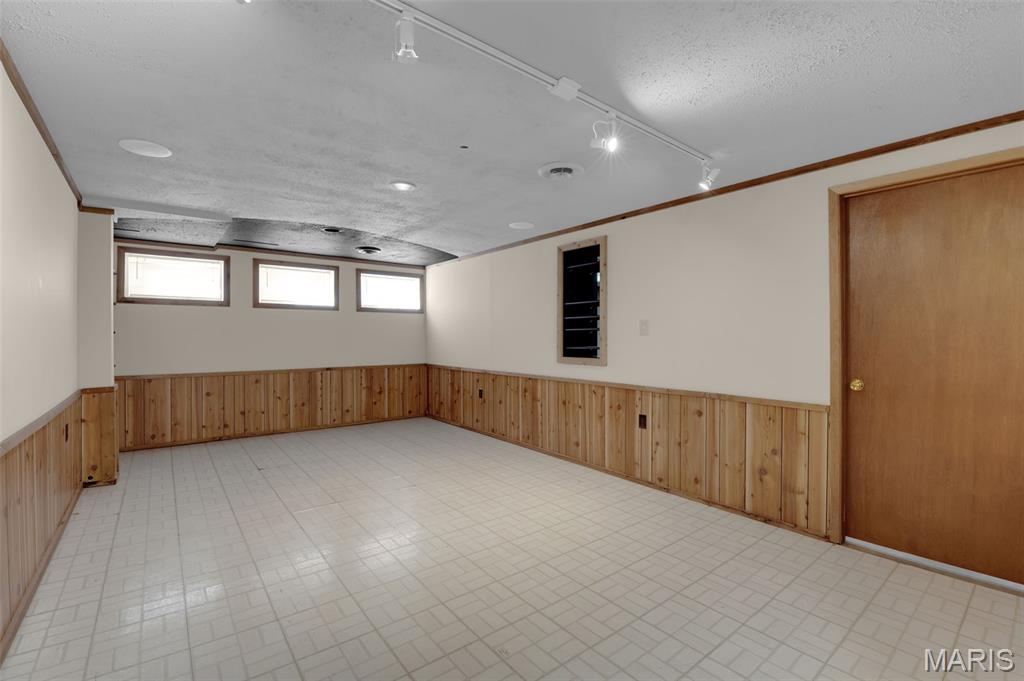 Willow Creek Acres - Residential