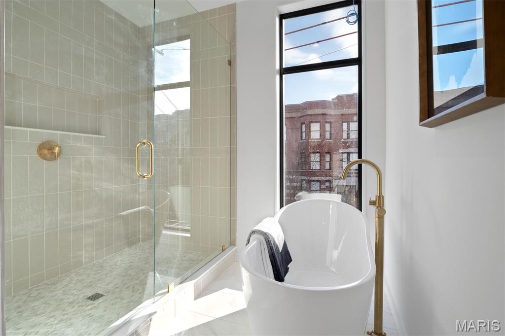 Artizen on West Pine - Residential