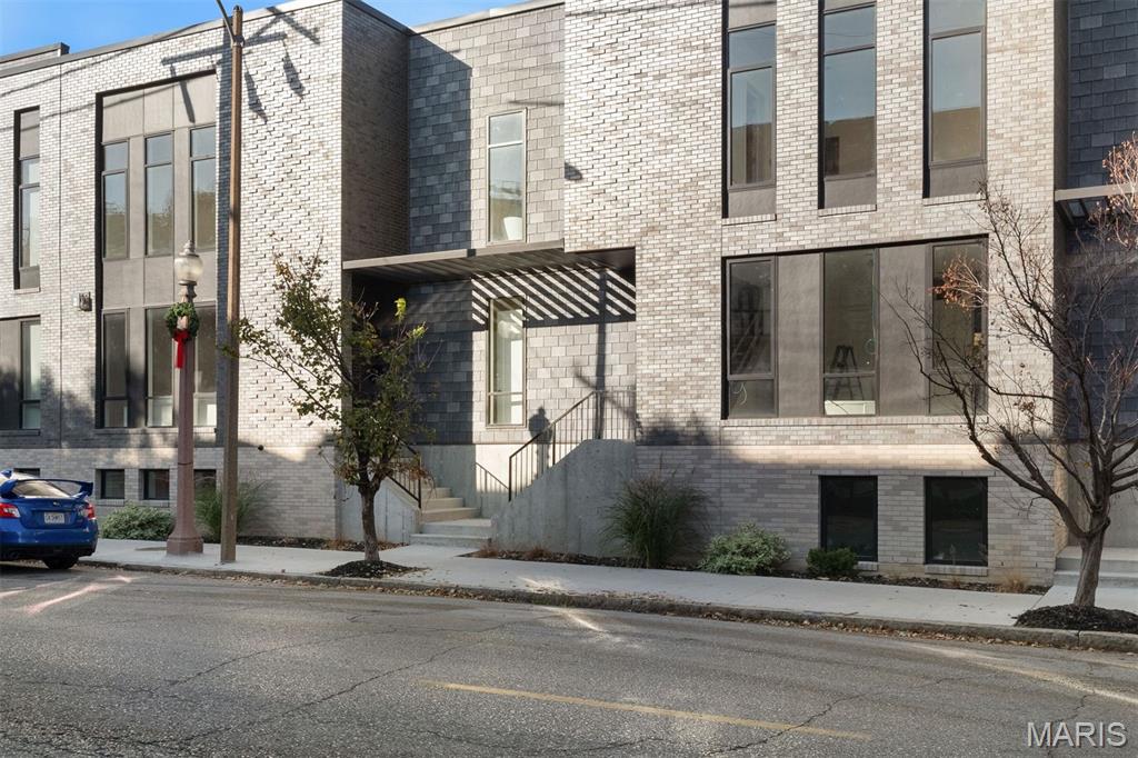 Artizen on West Pine - Residential