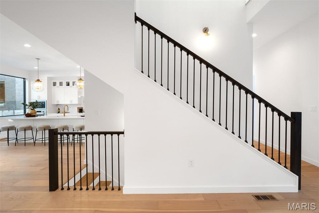 Artizen on West Pine - Residential