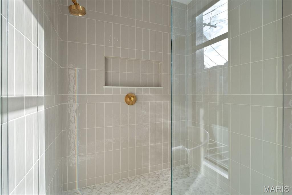 Artizen on West Pine - Residential