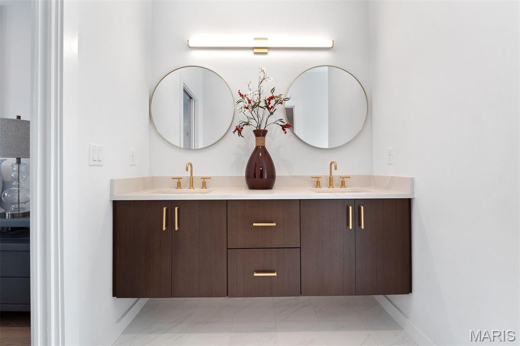 Artizen on West Pine - Residential