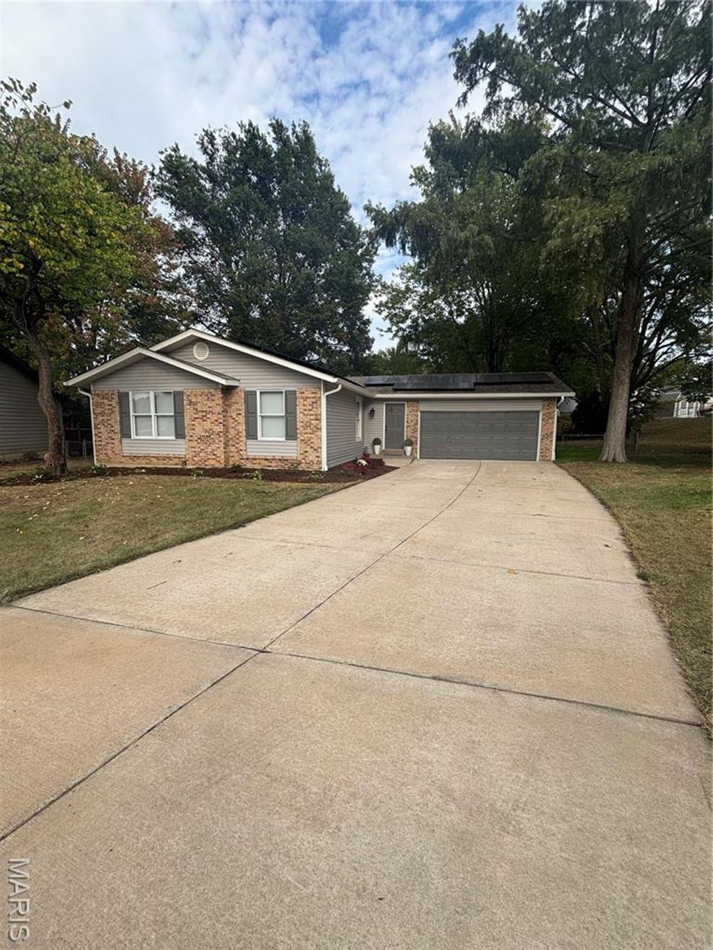 Photo of 36 Longleaf Court, St Charles, MO 63303 (MLS # 25070855)